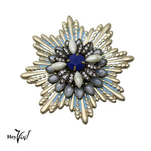Vintage Large 3" Starburst Pin Brooch Layered Rhinestones with 3D Look - Hey Viv
